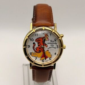 Timex Vintage Rare 1990s Winnie the Pooh and Tiger Musical Unisex watch Working